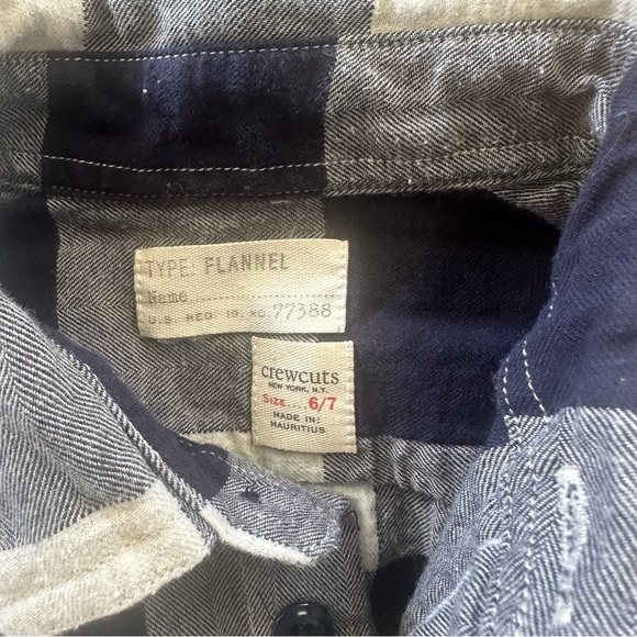 Button down shirts Size 6/7 - Picture 4 of 4